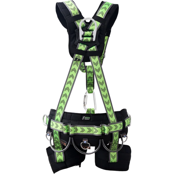 Der Auffanggurt Speed Air 5 ist eine ideale Kombination aus Absturzsicherung, Arbeitspositionierung, Rettung und Seilzugang. Die Schulter- und Hüftgurte sind mit Schnellverschlüssen versehen für eine einfache und gleichmäßige Anpassung. Die Oberschenkelgurte sind ebenfalls mit Schnellverschlüssen versehen. 4 Werkzeug-Halteschlaufen + 3 Werkzeug-Halteringe am Haltegurt zum Einhängen von Karabinern und Zubehör. Einfaches An- und Ausziehen durch einen Triple-lock Karabiner direkt über dem ventralen Befestigungspunkt.