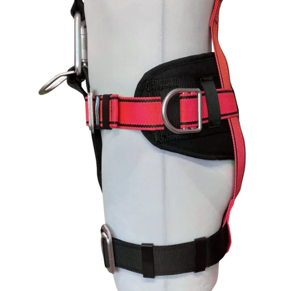 Der komfortable und praktische EASi Tec Expert Auffangurt ist ein vielseitige einsetzbarer Auffang-, Sitz- und Rettungsgurt für umfangreiche seilunterstützte Arbeiten in hängender Position und zum Abseilen.